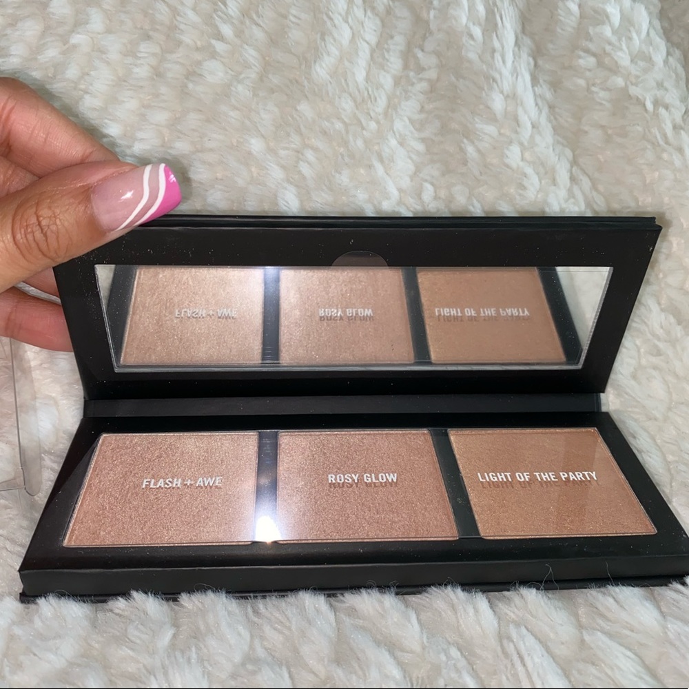 MAC Cosmetics Flash+awe - Picture 2 of 8